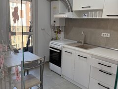 Militari Residence, prima inchiriere, bucatarie inchisa